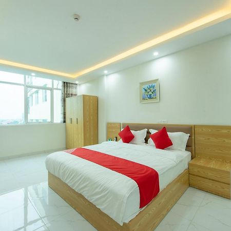 Capital O 417 Truong Son Hotel Hanoi Esterno foto